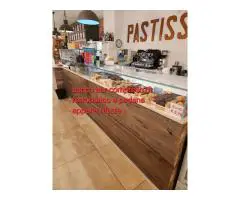 Bancone bar pasticceria