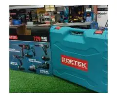 Kit 4/1 con smerigliatrice trapano avvitatore e percussioni trapano impulsi