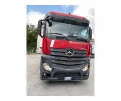 In vendita: Trattore Mercedes Benz Actros 1845.