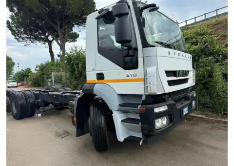 Iveco Stralis 310 passo 4800 - 1/10