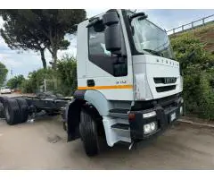 Iveco Stralis 310 passo 4800