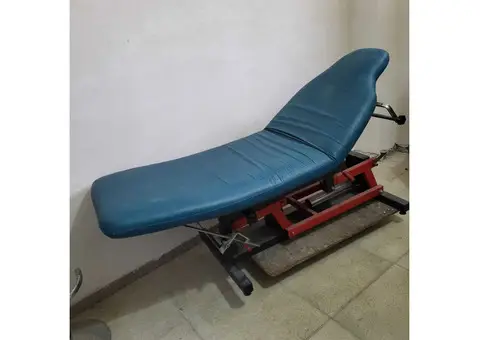 Il lettino ergonomico per visite - 3/4