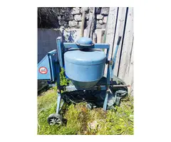 BETONIERA ELETTRICA 220 Volt - 180/200 Litri