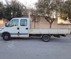 Autocarro IVECO 35/A - doppia cabina-cassone fisso