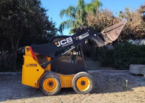 Minipala gomma JCB - 4/7