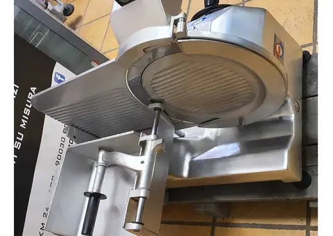 AFFETTATRICE CARNE LAMA 370 CON AFFILATOIO FISSO - 5/7