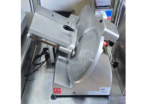 AFFETTATRICE LAMA 30 CM MARCA FAMA USATA - 2/4