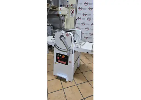 SFOGLIATRICE laminatoio COMIDA tappeti 70x50 usata - 5/10