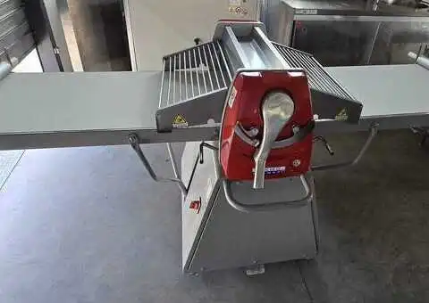 SFOGLIATRICE professionali TAPPETI NUOVI da 135x63 - 7/10