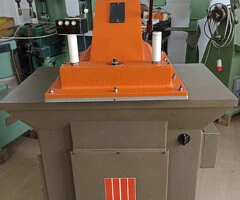 TRANCIA FUSTELLATRICE A BANDIERA ATOM G999