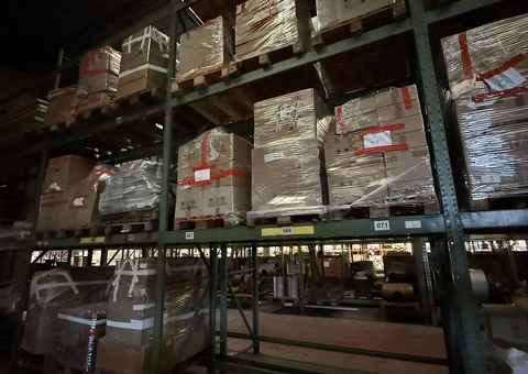 Magazzino lampade ad induzione magnetica, supporti - 4/9