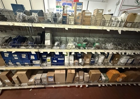 Magazzino componenti e ricambi macchine agricole - 4/8